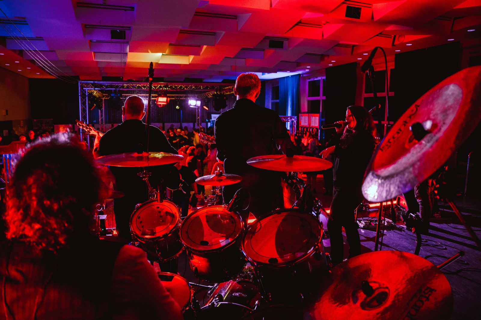 Band live auf der Bühne bei Do You Remember